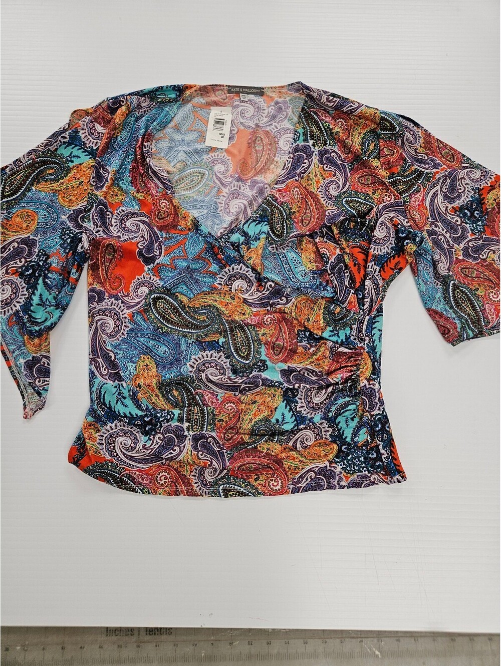 Kate & Mallory Women's 2X Paisley Print V-Neck Top